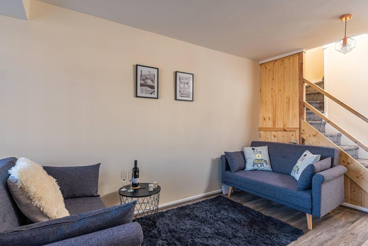 Dudley-Hospital-3Bed-Parking-Long Stay-Contractor Brierley Hill Kültér fotó