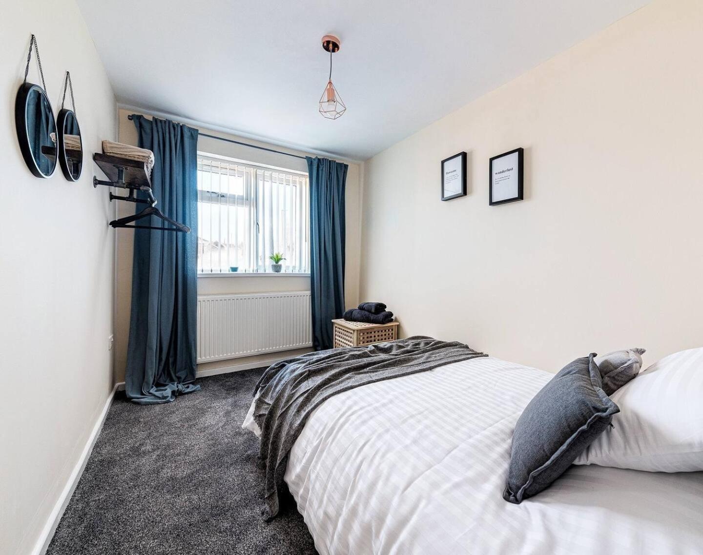 Dudley-Hospital-3Bed-Parking-Long Stay-Contractor Brierley Hill Kültér fotó