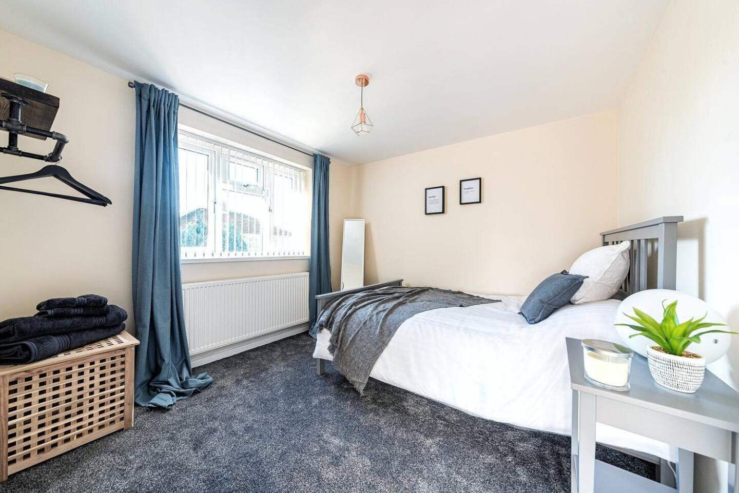 Dudley-Hospital-3Bed-Parking-Long Stay-Contractor Brierley Hill Kültér fotó