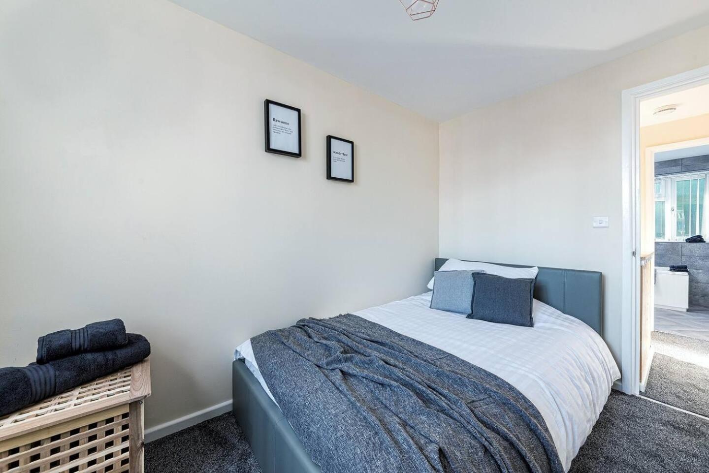 Dudley-Hospital-3Bed-Parking-Long Stay-Contractor Brierley Hill Kültér fotó